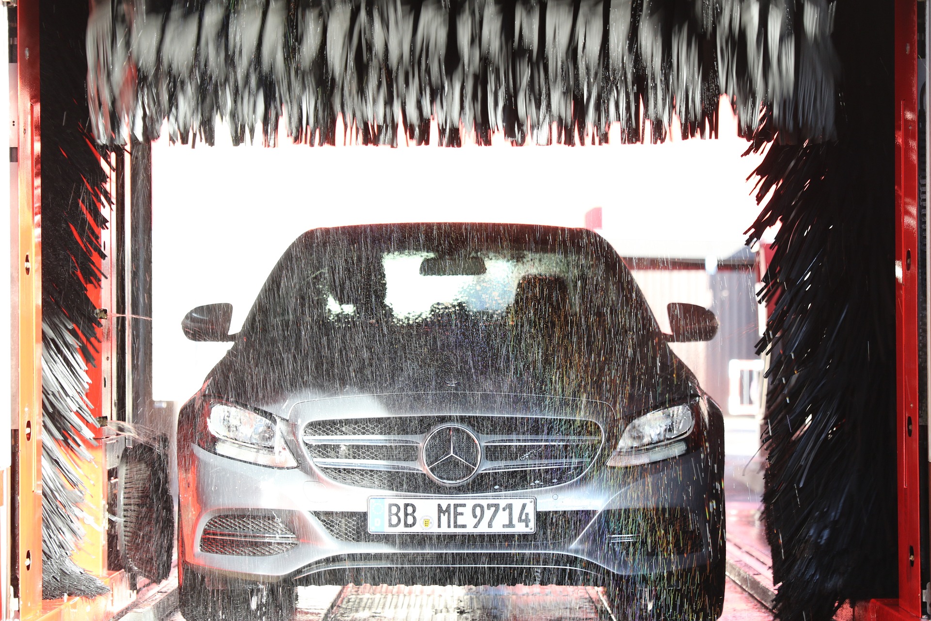 car-wash-1408492_1920